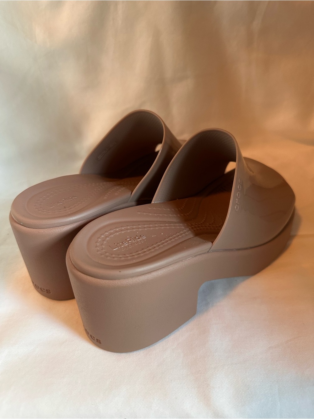 CROCS Women’s Platform Mule Slide - Taupe Brown - Picture 3 of 8